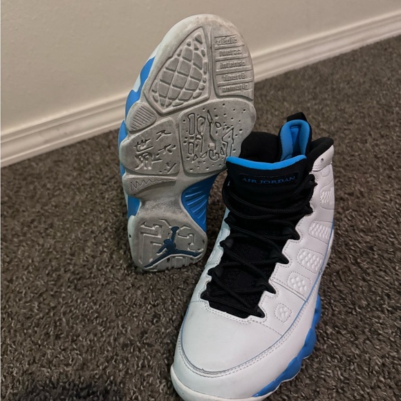 Retro 9 - Picture 2 of 3